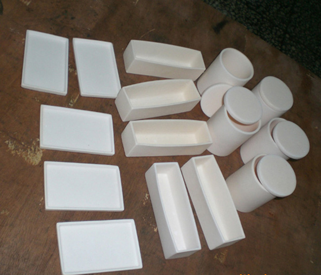 High Purity Square Al2o3 Ceramic Corundum Alumina Crucible for Metal Melting in Laboratory
