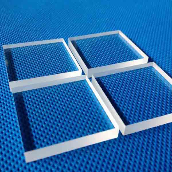 Heat resistance transparent quartz glass sheet 